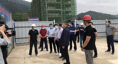 湖北恩施州州委副书记、州长刘芳震光临四川腾博汇游戏官网建设巴...